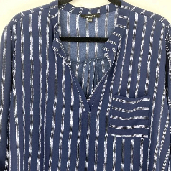 Emperice Plus Size Navy V-Neck Striped Blouse Adjustable Sleeve - Picture 3 of 7